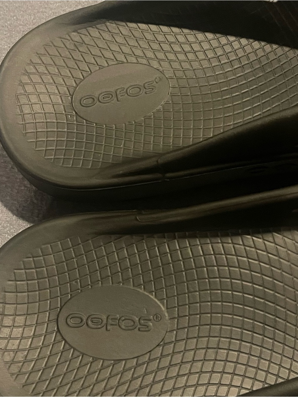 Oofos thong sandals mens 12 NWOT - Picture 10 of 11